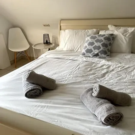 La Maison Des Chevaux Apartment